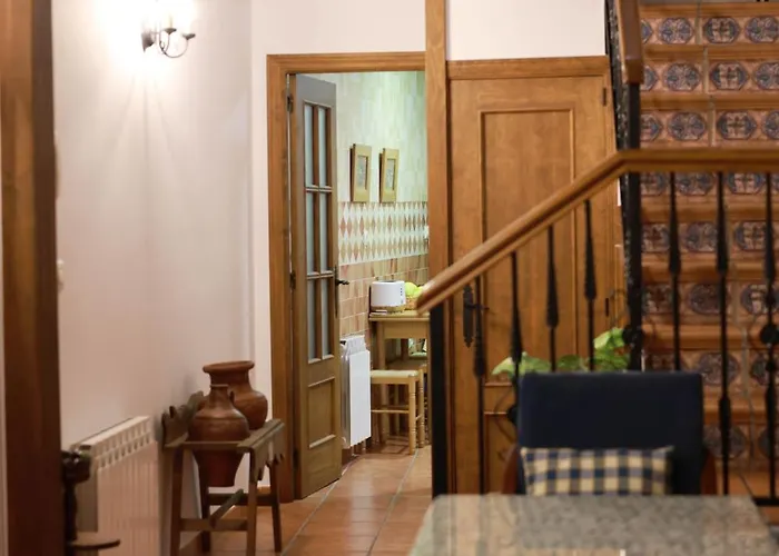 La Aldea * Cabezuela Del Valle